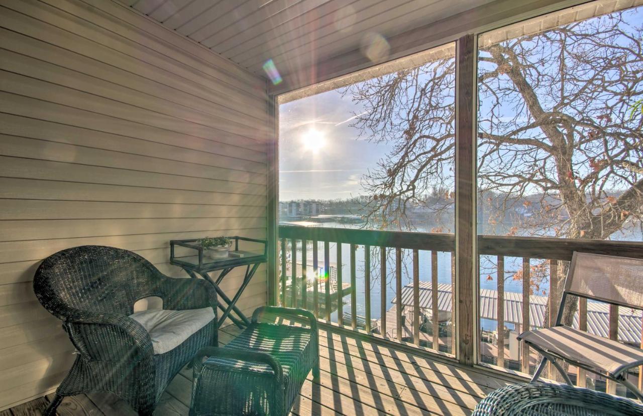 Waterfront Townhome With Private Dock And Lake Views بحيرة أوزارك المظهر الخارجي الصورة